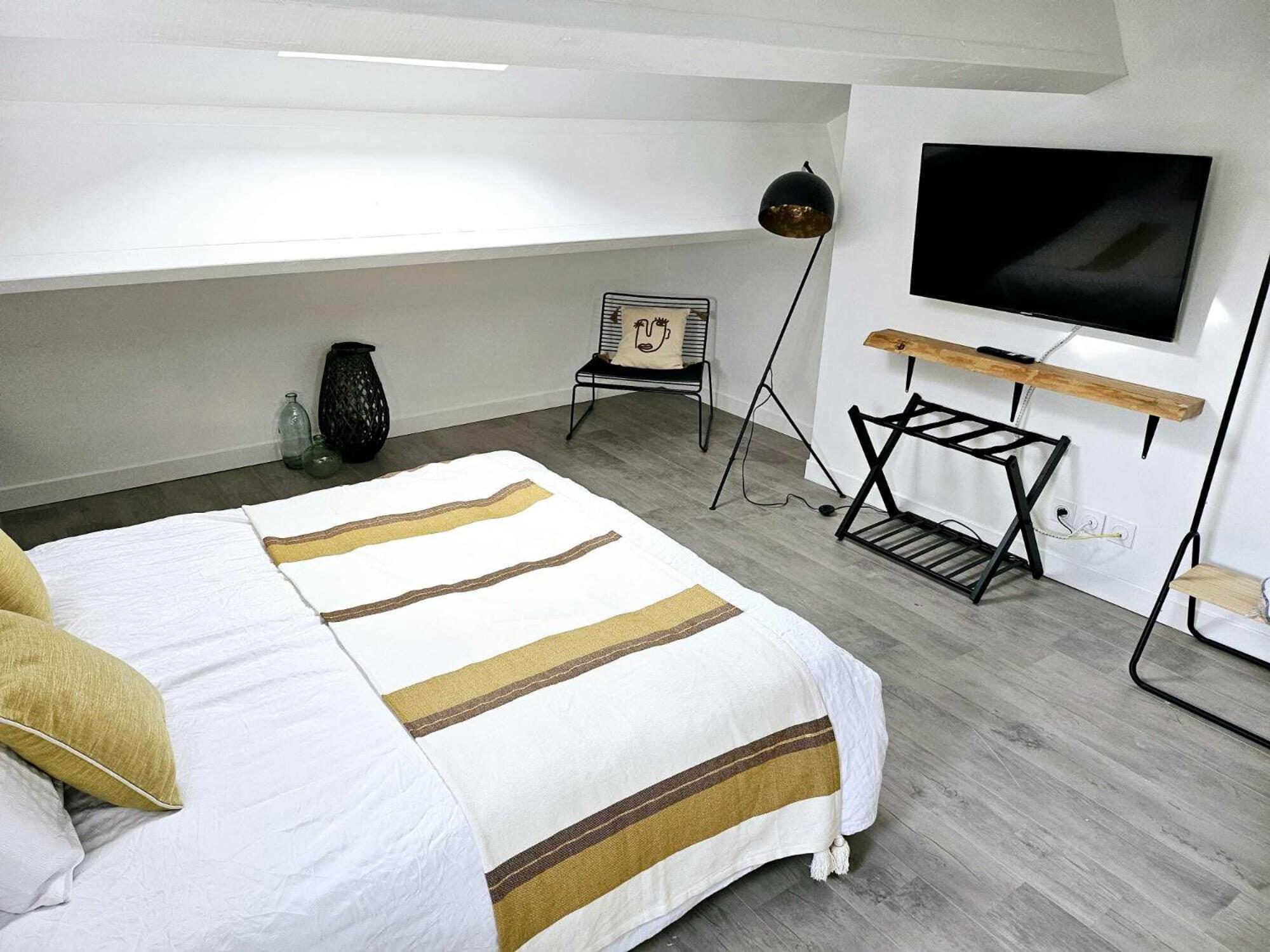 La Maison Grivolas Appartements Et Maison D'Hotes Avignon Room photo