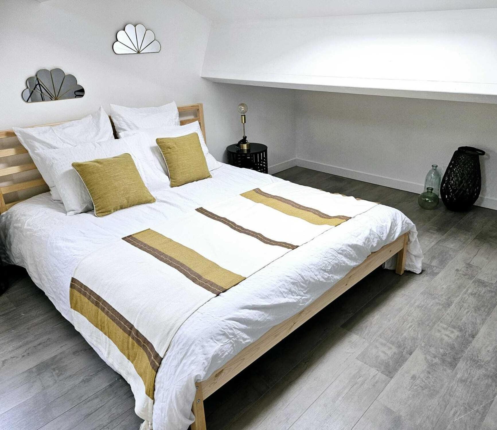 La Maison Grivolas Appartements Et Maison D'Hotes Avignon Room photo