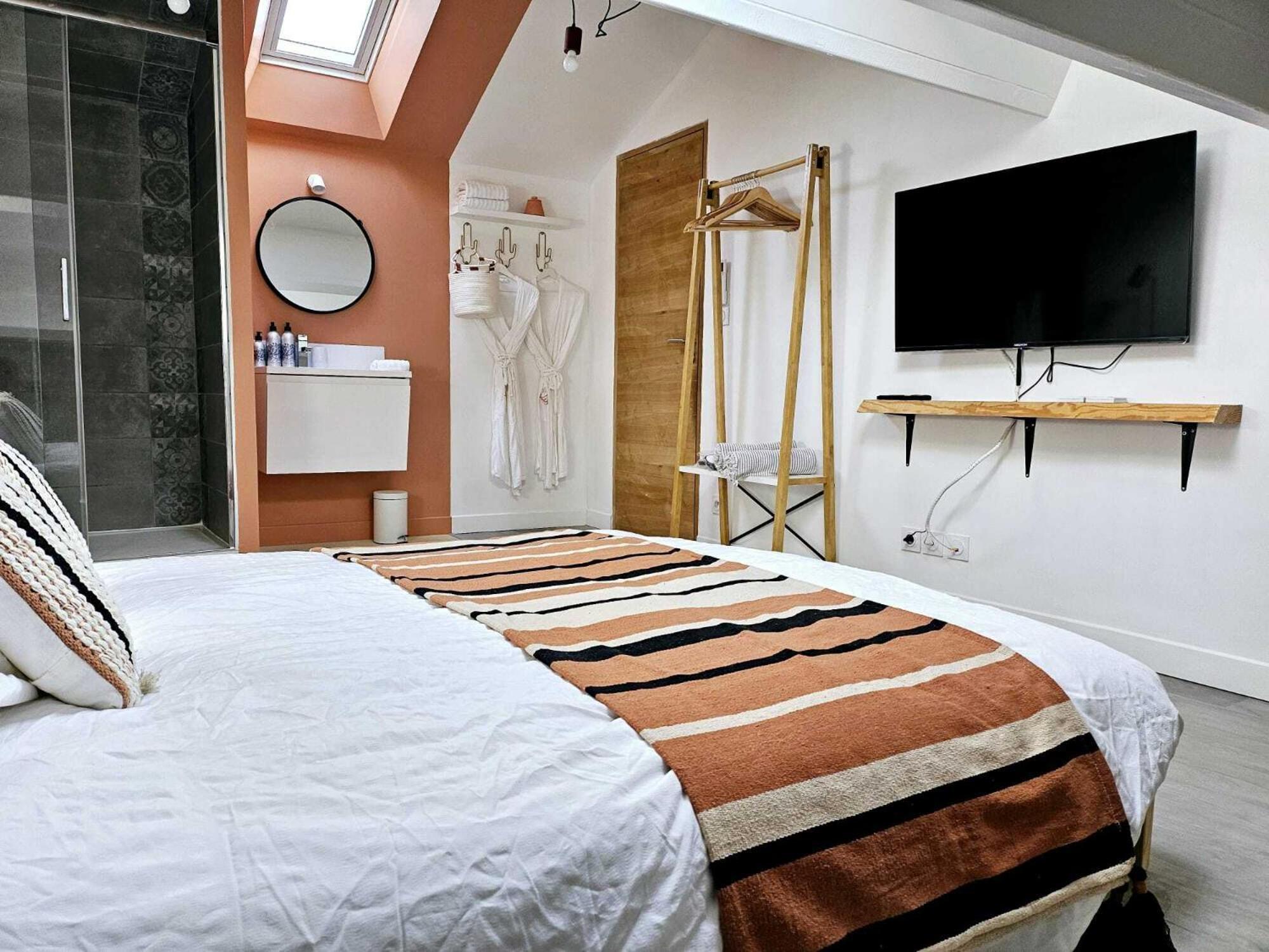 La Maison Grivolas Appartements Et Maison D'Hotes Avignon Room photo